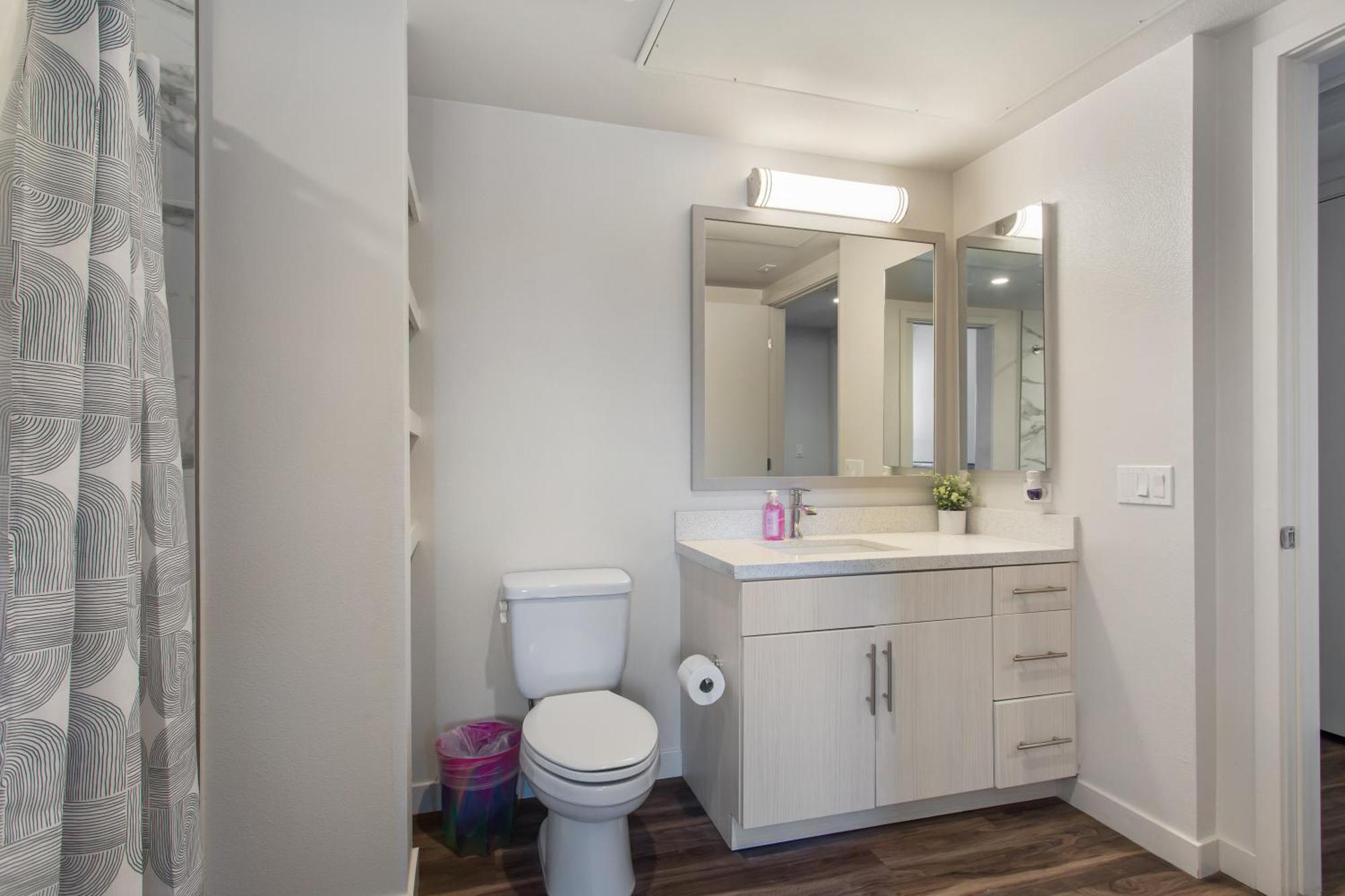 Luxury 2 Bedroom At The Heart Of Melrose Boulevard Hotel cápsula *
